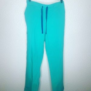 Figs Surgical Green size large petite pants